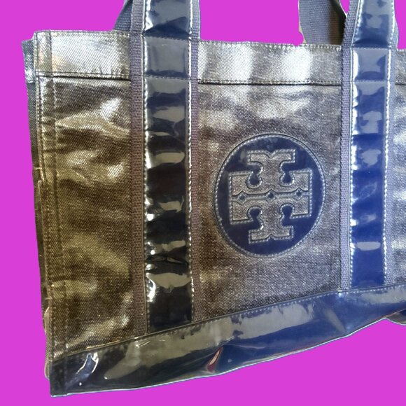 Tory Burch Navy and Denim Shoulder Tote Bag with Floral Interior - Picture 2 of 13